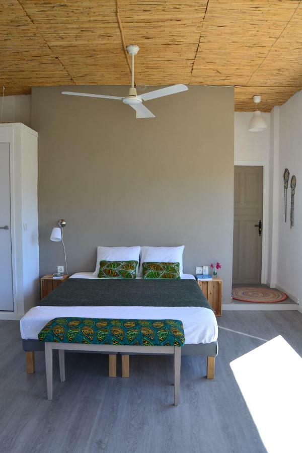 The African House Bed and Breakfast Tolox Exteriör bild