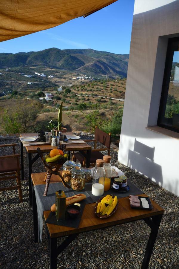 The African House Bed and Breakfast Tolox Exteriör bild